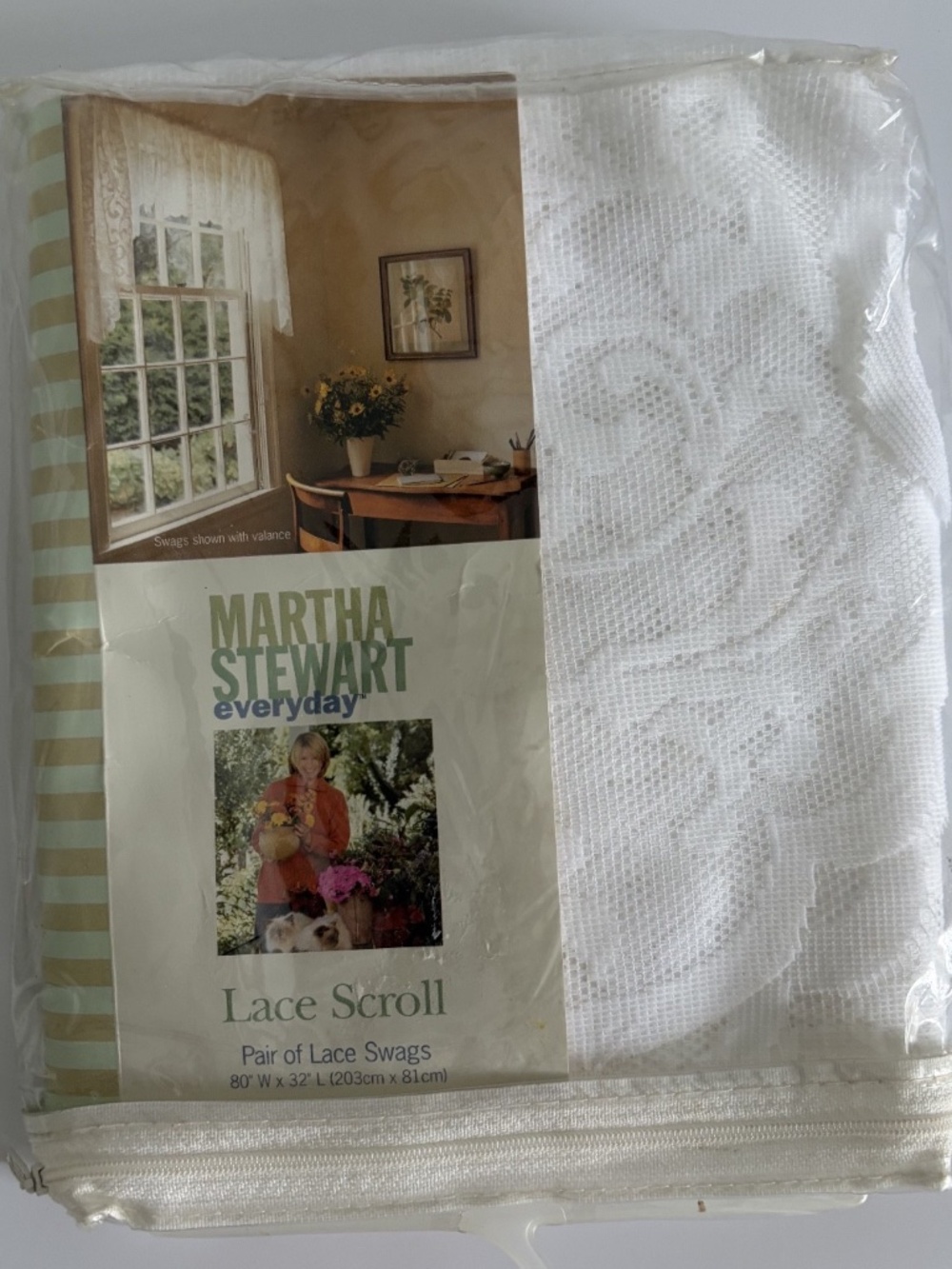 VTG NEW 1998 Martha Stewart Lace Scroll Swag Curtains White 80"W x 32"L NOS